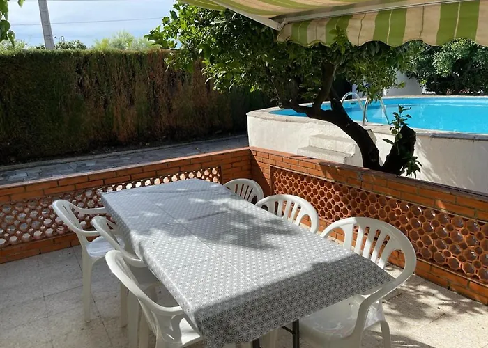 Monse Villa